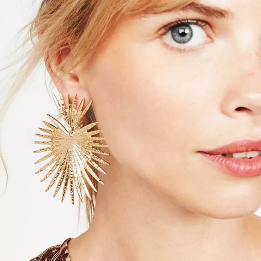 Women Personality Exaggerated Gold Metal Party Earrings